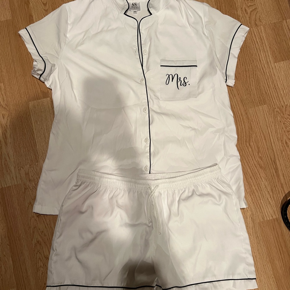 MRS. Pj set